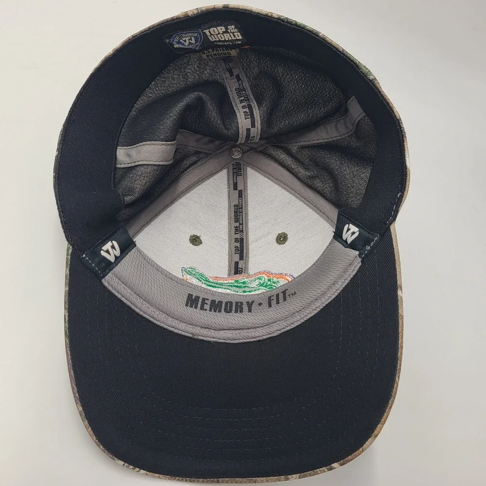 Florida Gators Hat Fitted (Seems M-L) Top of the World Camo Brown Green NCAA Men
